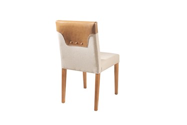 Cadeira Para Mesa de Jantar com Encosto Detalhado em Couro Natural em VeluSoft ou Boucle
