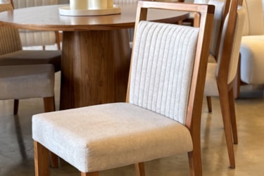 Pronta Entrega - Cadeiras Montez em Madeira Maciça