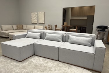 Pronta Entrega - Sofá Modular Tetris de 3 Lugares com Chaise