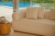 Sofá Chaise Ariel  com Assentos em Molas Espirais, Almofadas Soltas e Espuma D33