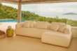 Sofá Chaise Ariel  com Assentos em Molas Espirais, Almofadas Soltas e Espuma D33